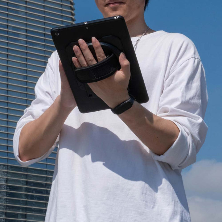 ARMOR-X OnePlus Pad case The 360-degree adjustable hand offers a secure grip to the device and helps prevent drop.