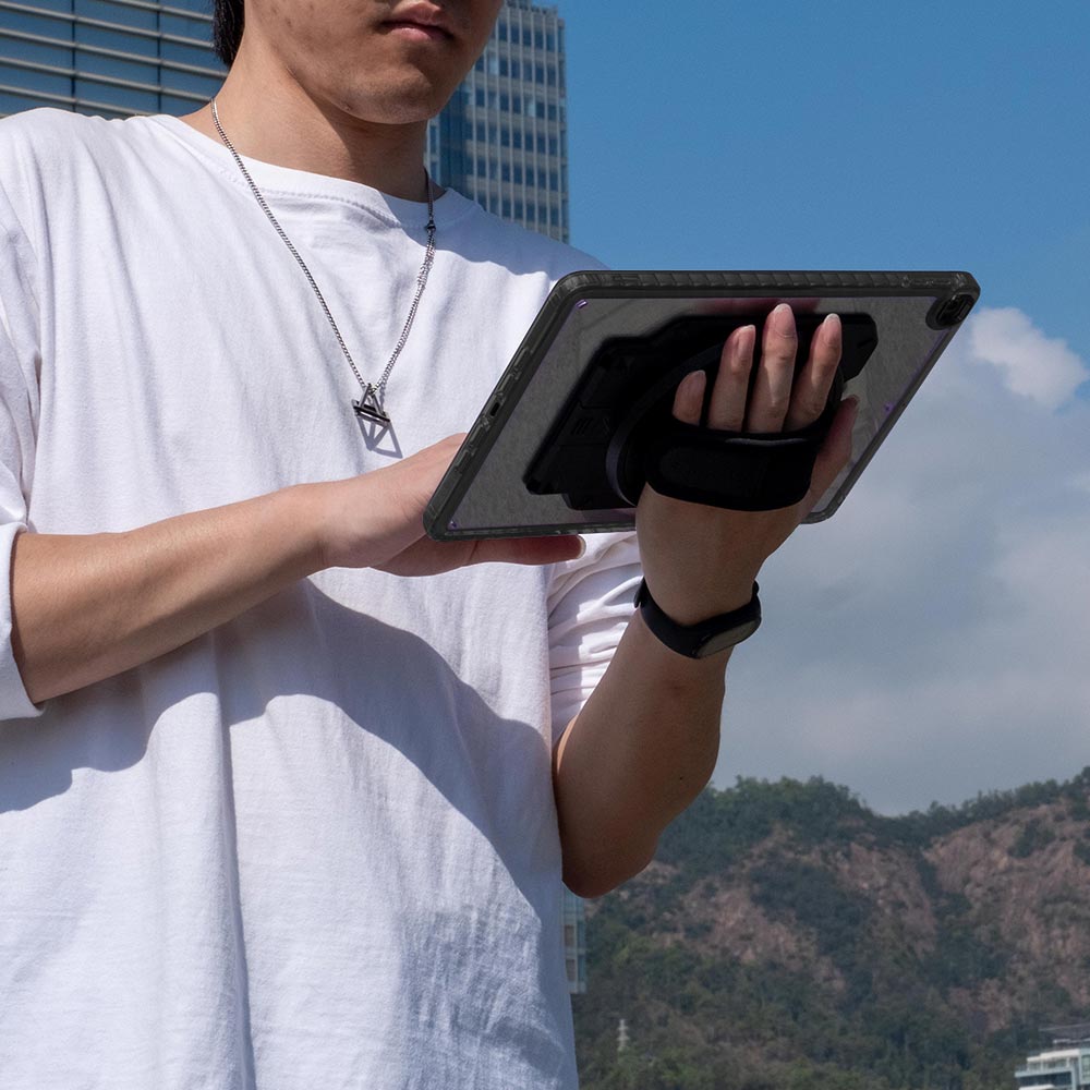 ARMOR-X iPad Air (3rd Gen.) 2019 case The 360-degree adjustable hand offers a secure grip to the device and helps prevent drop.
