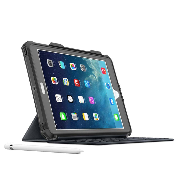 ARMOR-X iPad 10.2 (7th & 8th & 9th Gen.) 2019 / 2020 / 2021 waterproof case supports external keyboard.