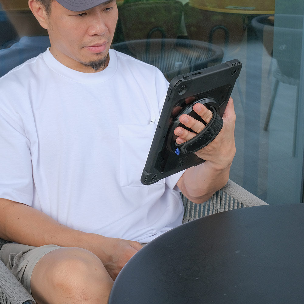 ARMOR-X Samsung Galaxy Tab case. Whether you need a card reader, portable printer, HDMI or Lan connection, extra battery life or additional storage, you can select and attach the modules that best suit your workflow.