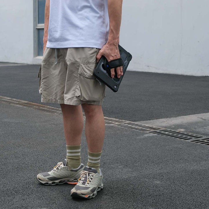 ARMOR-X Samsung Galaxy Tab case. Whether you need a card reader, portable printer, HDMI or Lan connection, extra battery life or additional storage, you can select and attach the modules that best suit your workflow.