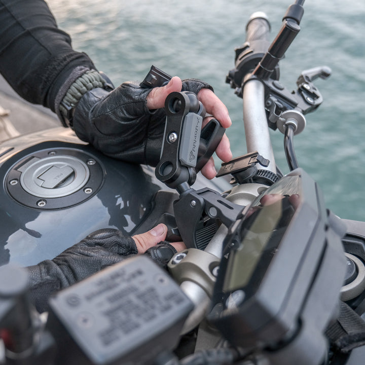 KIT-XP7K-BX | Motorbike Kit | ONE-LOCK Quick Release Bar Mount with Shockproof Case for iPhone 